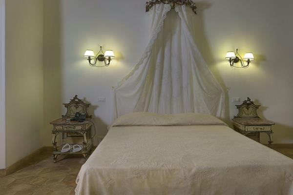Antica Dimora Donna Isabella Affittacamere 3*